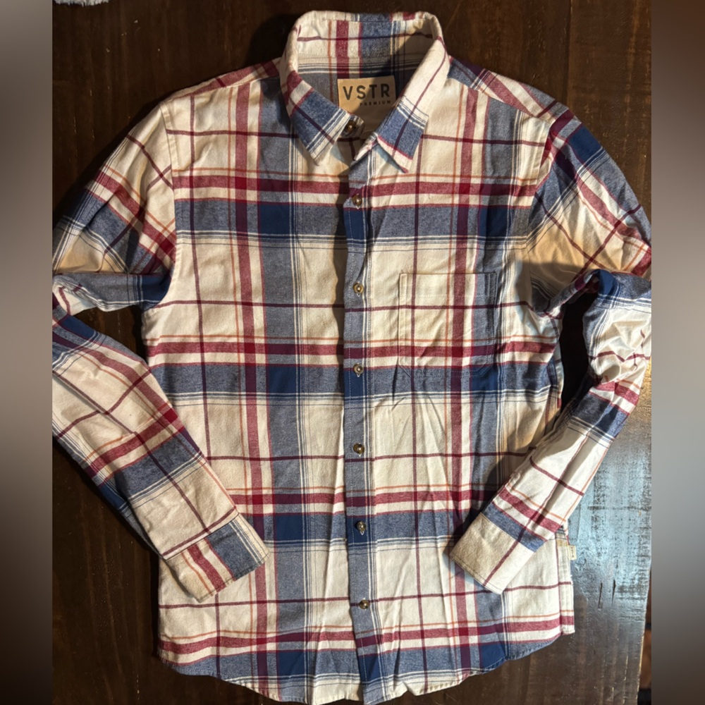 VSTR PREMIUM Plaid Red, White & Blue Flannel Button Down Size Small